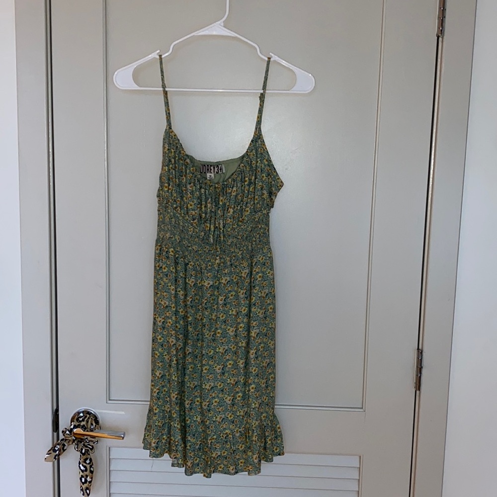 Green floral dress brand new never worn